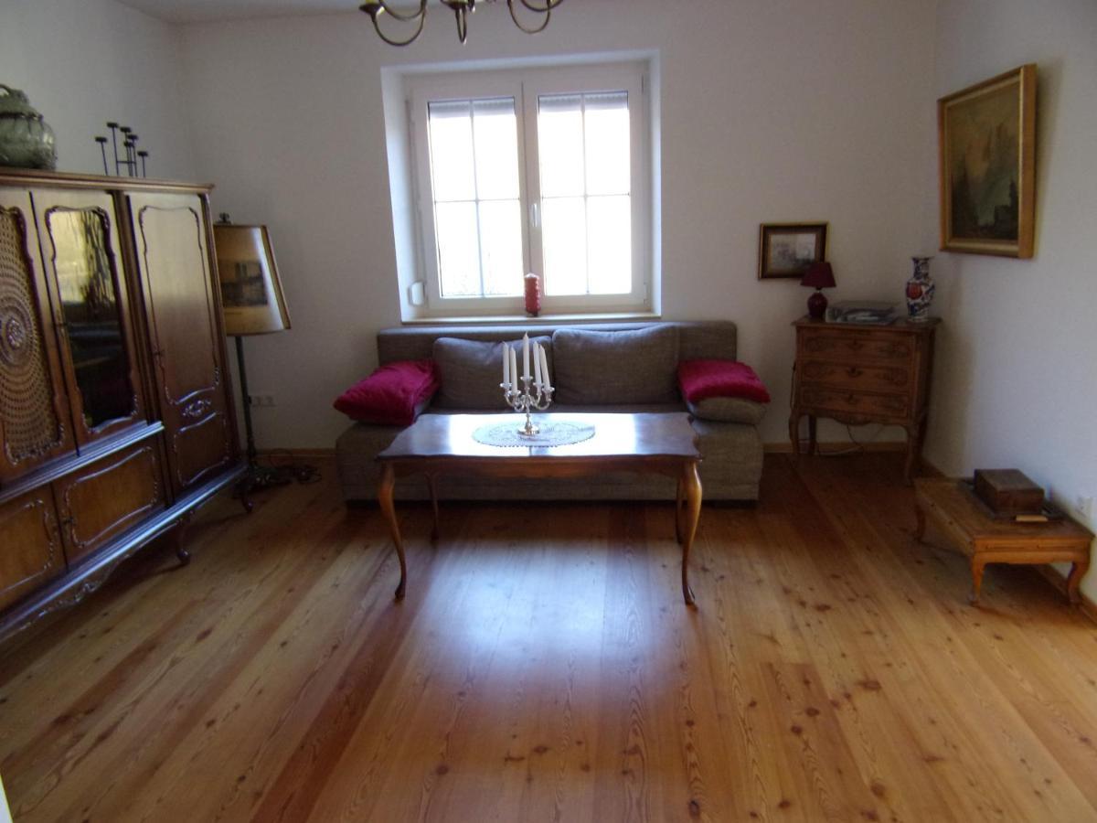 Apartamento Kleines Schloesschen Leinau Exterior foto